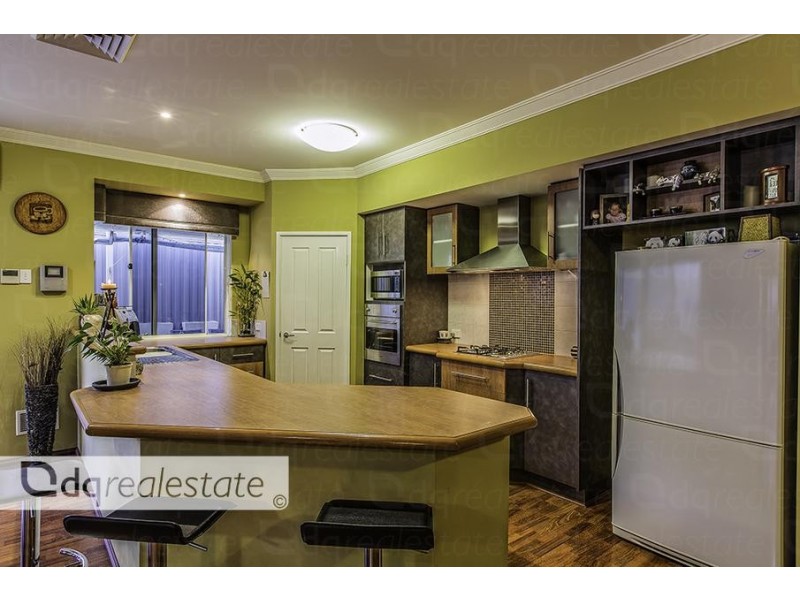 26 Belvoir Parkway, Darch WA 6065