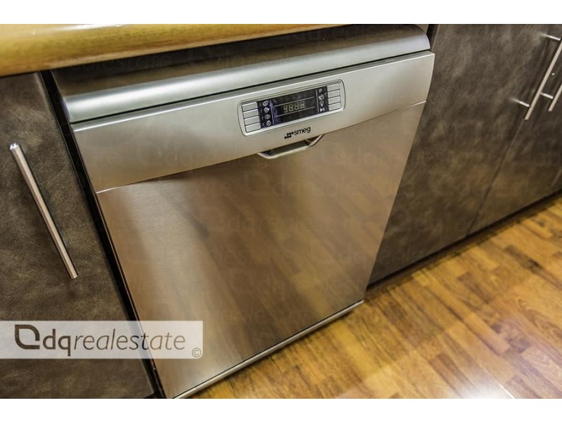 26 Belvoir Parkway, Darch WA 6065