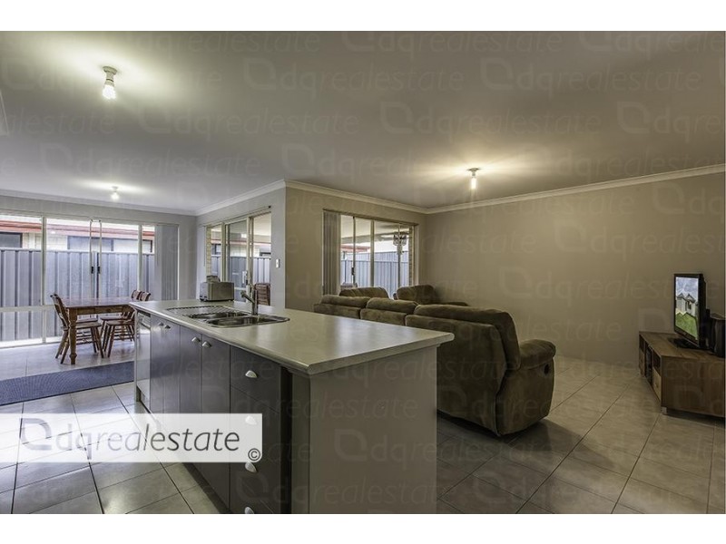 4 Jingana Road, Banksia Grove WA 6031