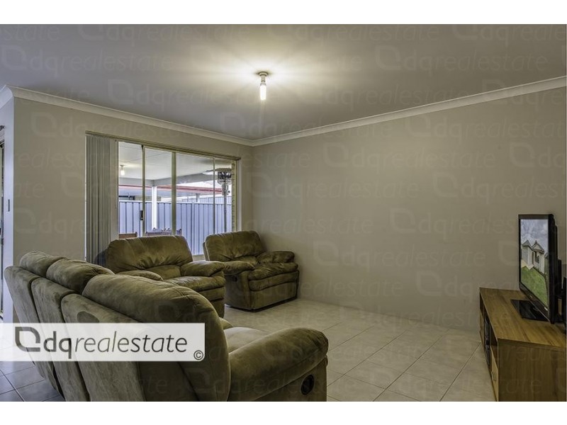 4 Jingana Road, Banksia Grove WA 6031
