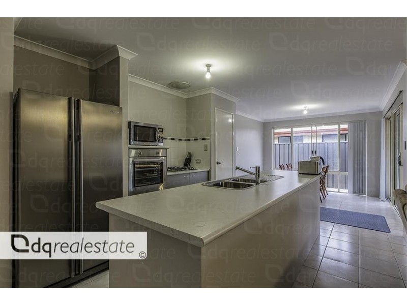 4 Jingana Road, Banksia Grove WA 6031