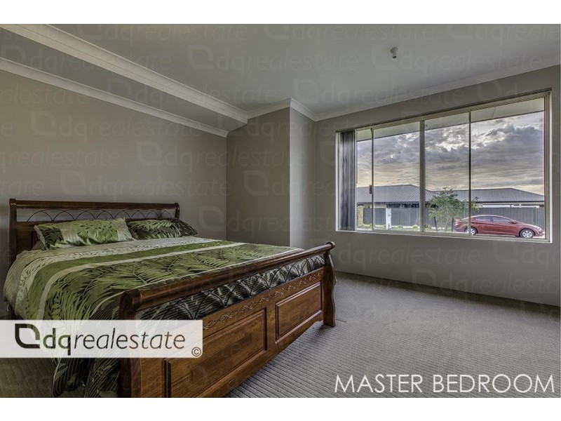 4 Jingana Road, Banksia Grove WA 6031