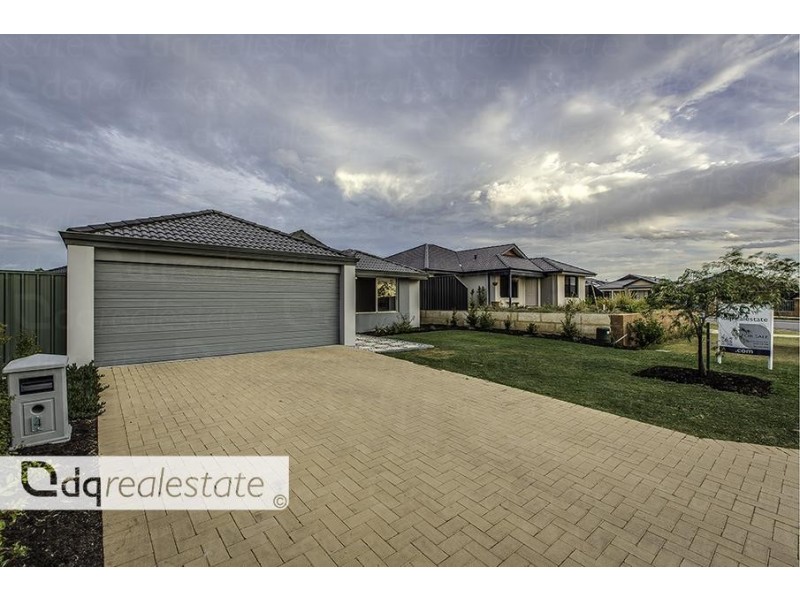 4 Jingana Road, Banksia Grove WA 6031