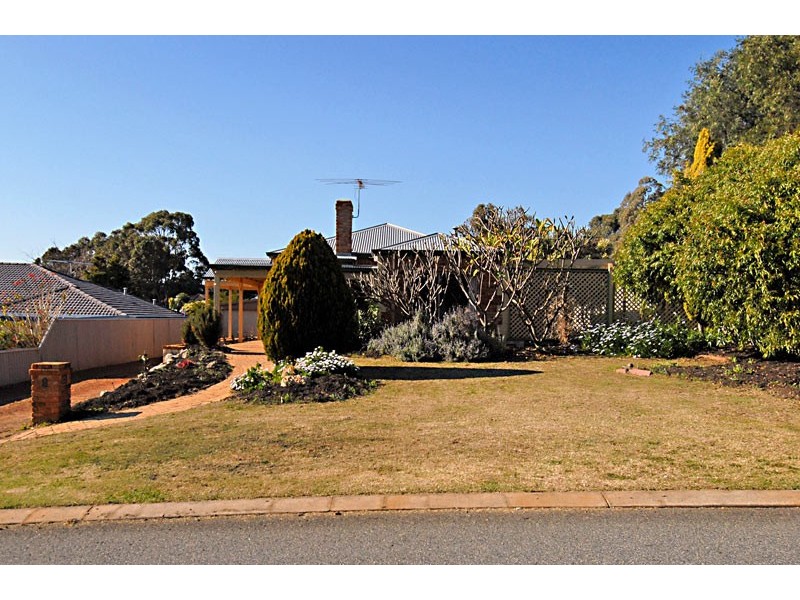 9 Lakehill Gardens, Edgewater WA 6027