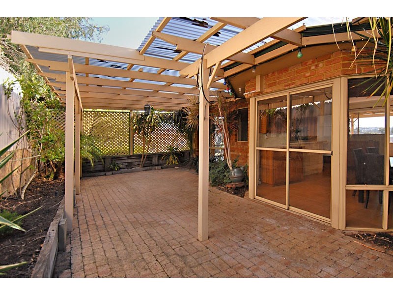 9 Lakehill Gardens, Edgewater WA 6027