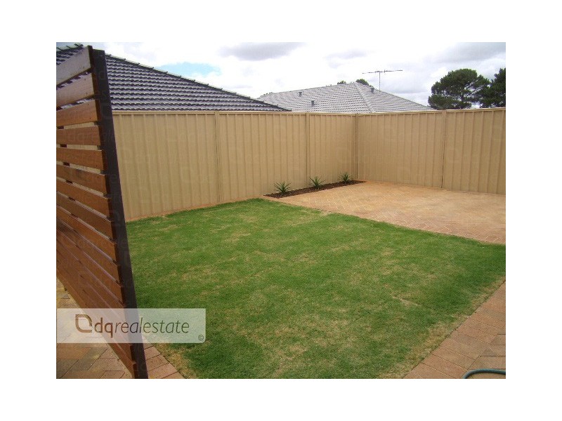 B/14 Copenhagen Drive, Hocking WA 6065