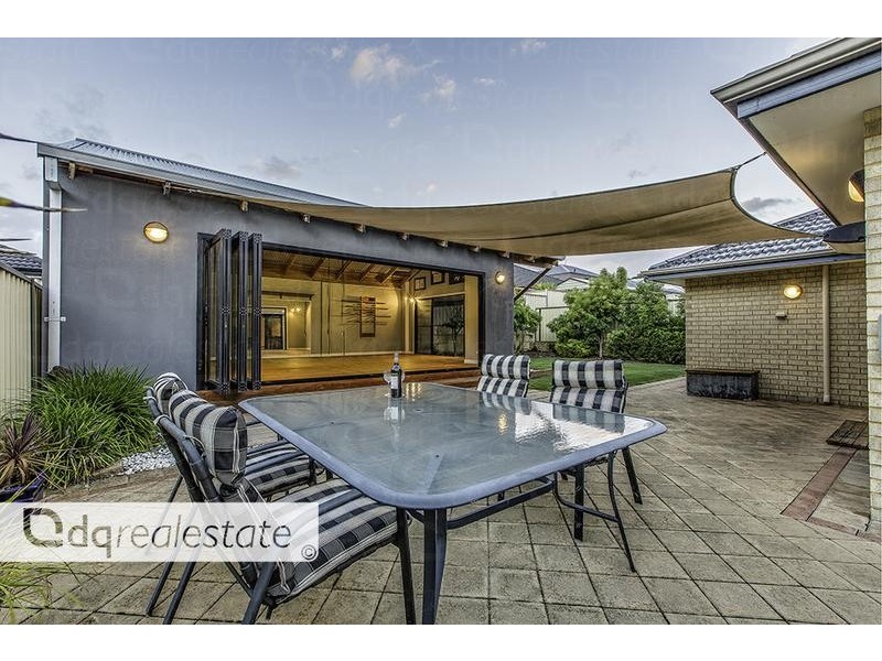 12 Brittain Avenue, Madeley WA 6065