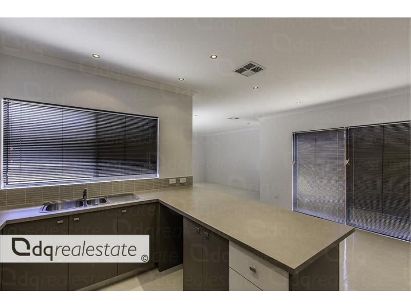 10 Mainsheet Way, Alkimos WA 6038