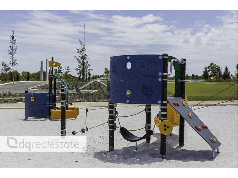 10 Mainsheet Way, Alkimos WA 6038