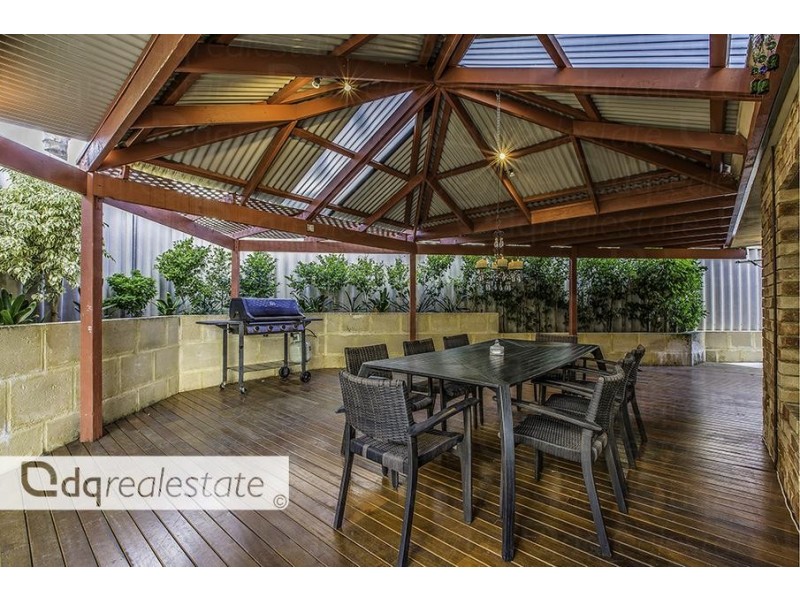 23 Pepperwood Grove, Woodvale WA 6026