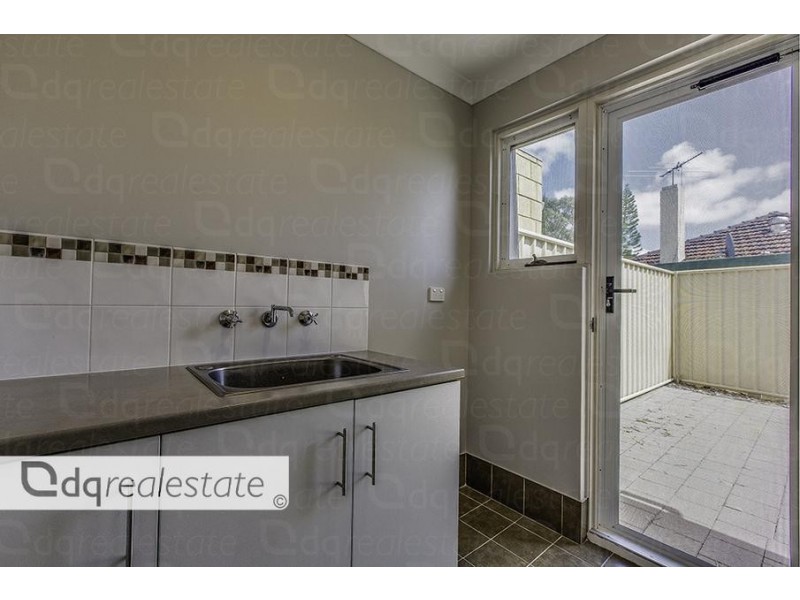 b/18 Rotherfield Road, Westminster WA 6061