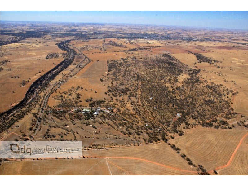 659 Spencers Brook Road, Muluckine WA 6401