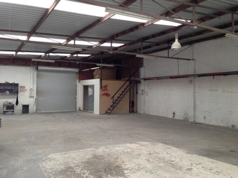 4/220 Gnangara Road, Landsdale WA 6065