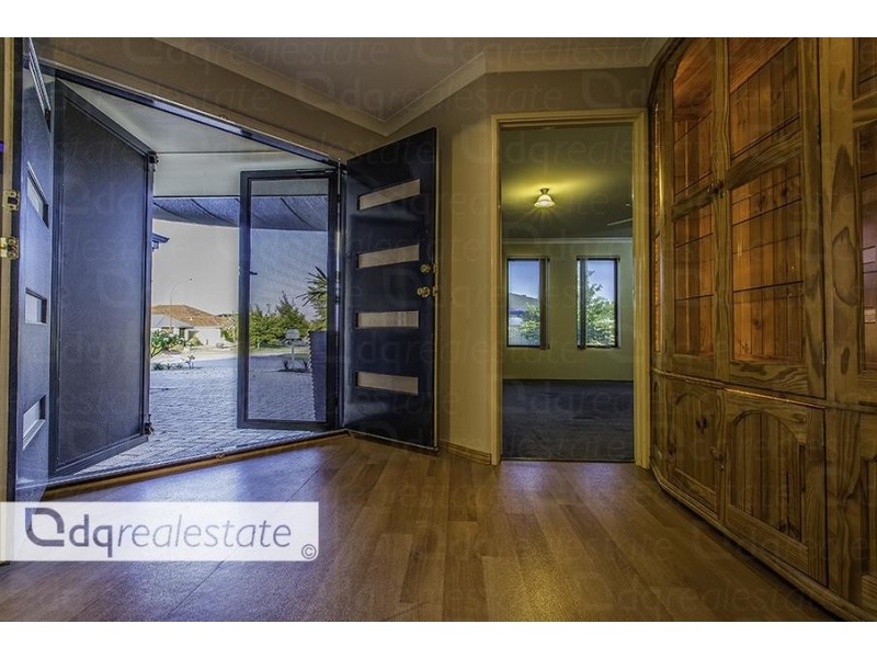 5 Tantallon Bend, Darch WA 6065