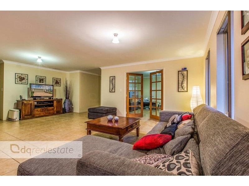 8 Henson Way, Clarkson WA 6030