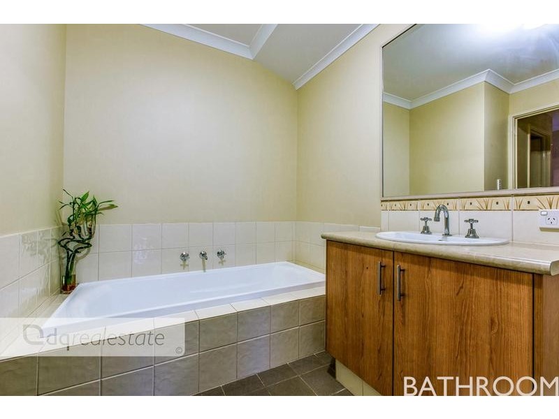 8 Henson Way, Clarkson WA 6030