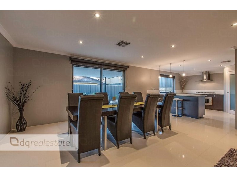 11 Calderstone Rise, Landsdale WA 6065