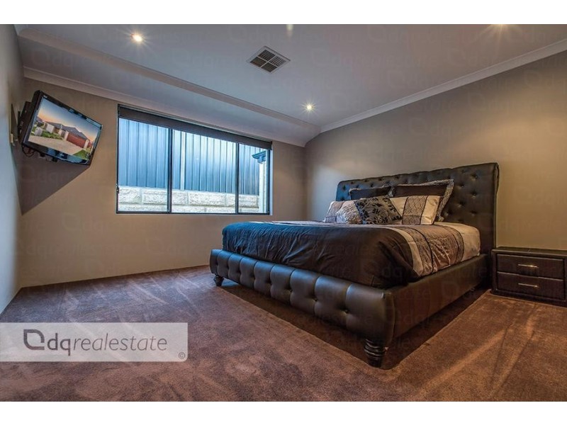 11 Calderstone Rise, Landsdale WA 6065