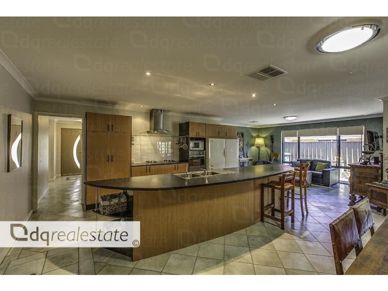 24 Merrang Circuit, Carramar WA 6031