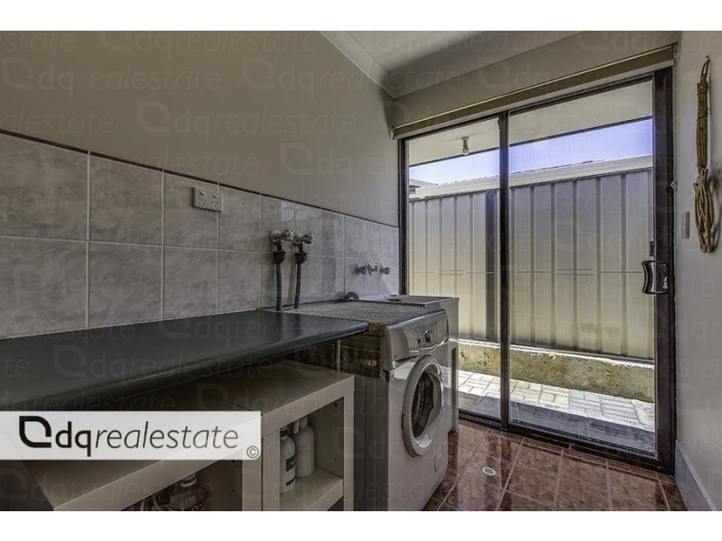 24 Merrang Circuit, Carramar WA 6031