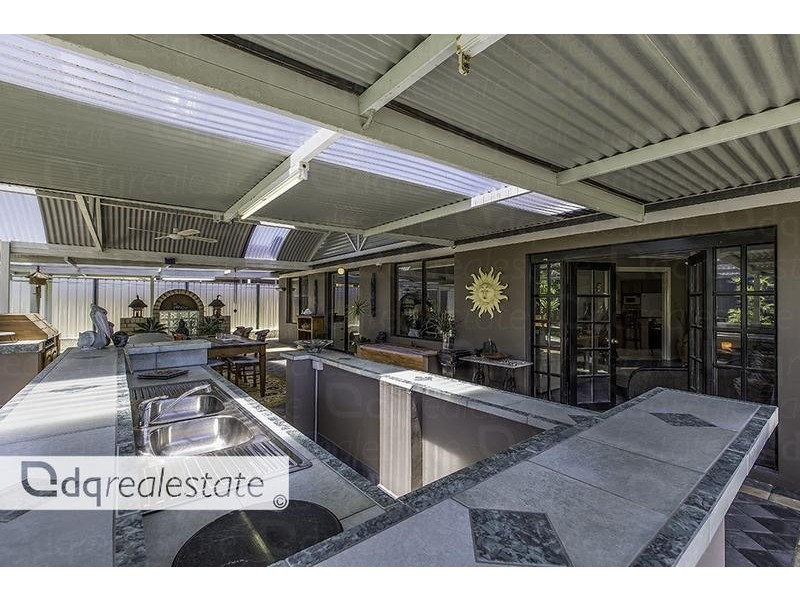 24 Merrang Circuit, Carramar WA 6031