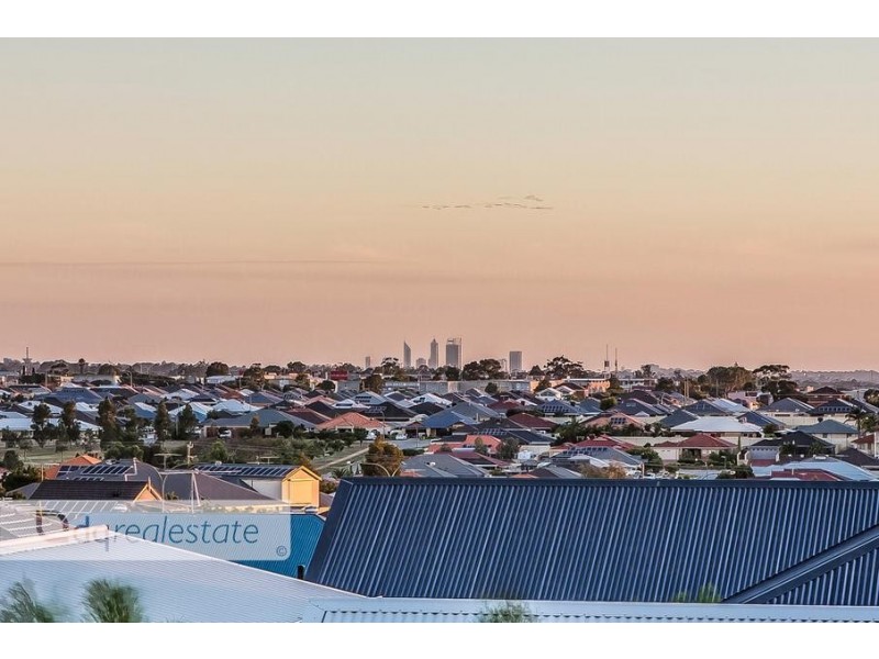 79 Kirkstall Drive, Hocking WA 6065