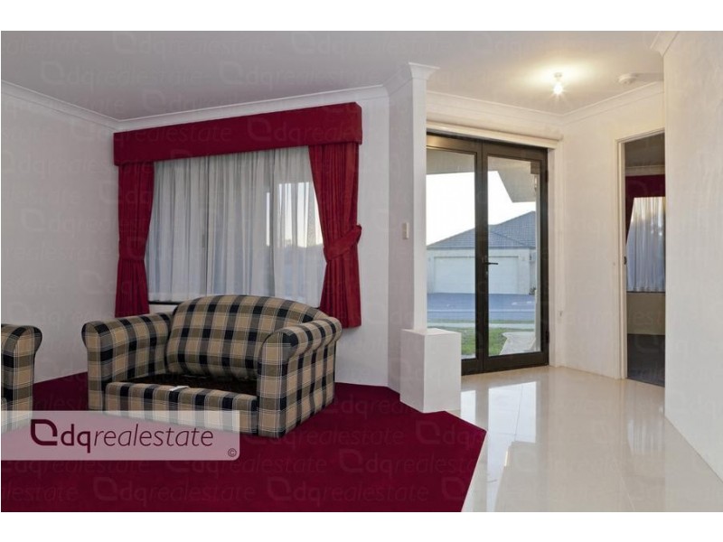 2 Fennell Rise, Darch WA 6065