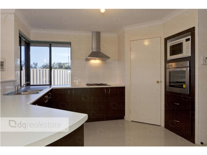 2 Fennell Rise, Darch WA 6065