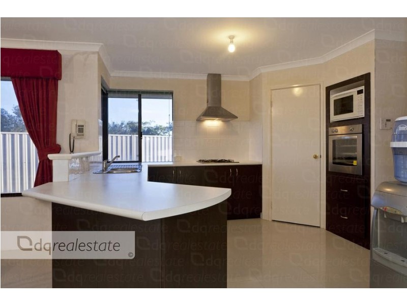 2 Fennell Rise, Darch WA 6065