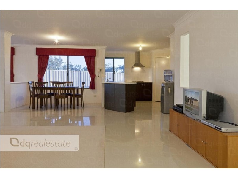 2 Fennell Rise, Darch WA 6065