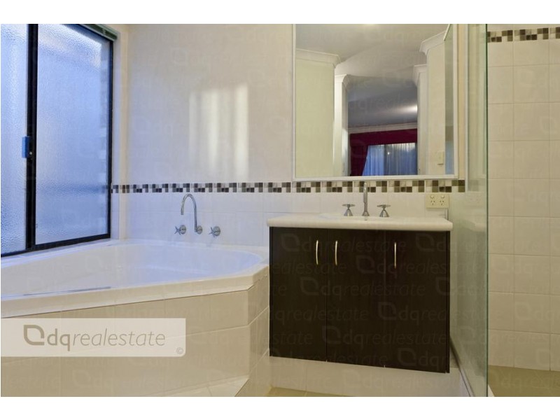 2 Fennell Rise, Darch WA 6065