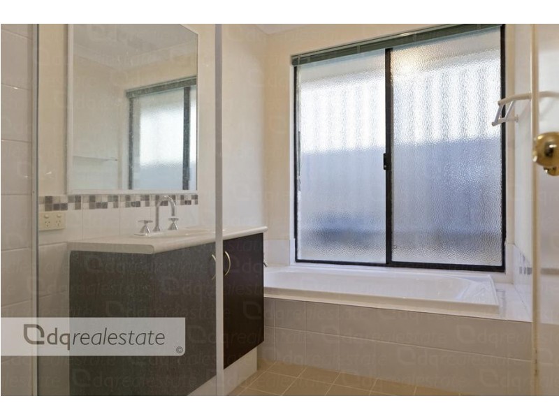 2 Fennell Rise, Darch WA 6065