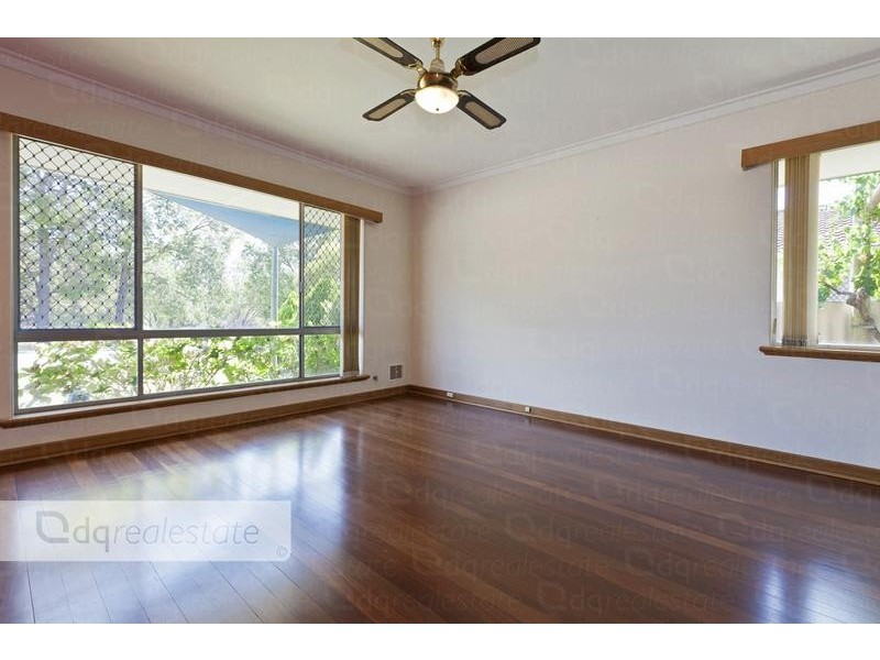 11 Lagonda Drive, Gwelup WA 6018