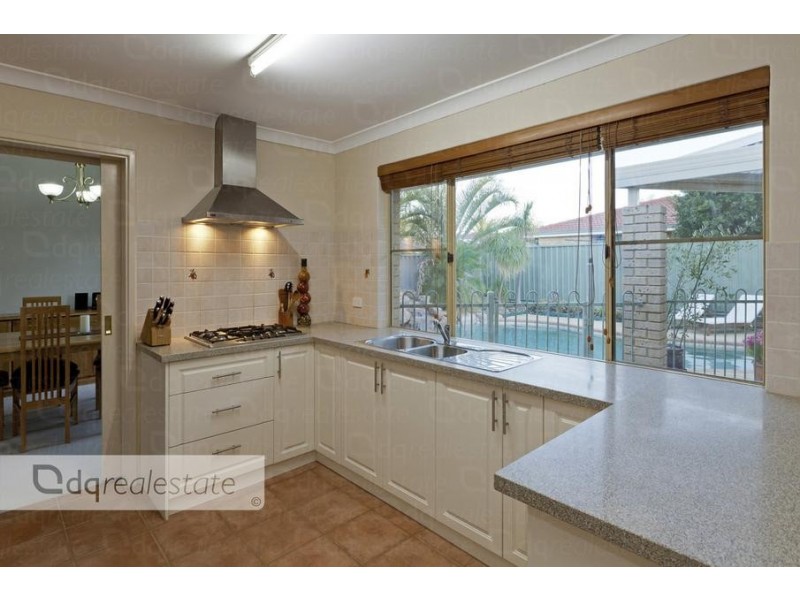 5 Kinross Close, Kingsley WA 6026