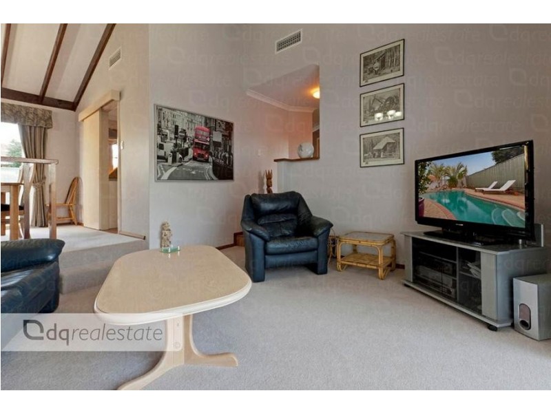 5 Kinross Close, Kingsley WA 6026