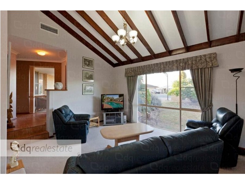 5 Kinross Close, Kingsley WA 6026