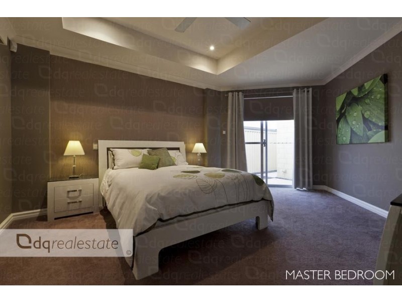 8 Regal Way, Madeley WA 6065