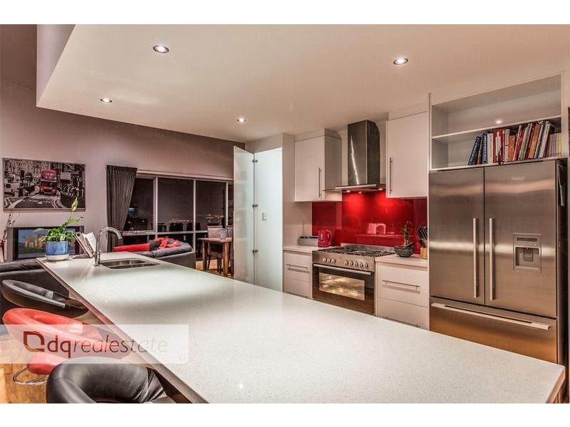 11 Samphire Heights, Landsdale WA 6065