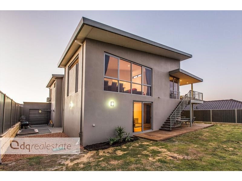 11 Samphire Heights, Landsdale WA 6065