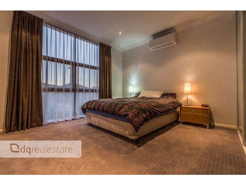 11 Samphire Heights, Landsdale WA 6065