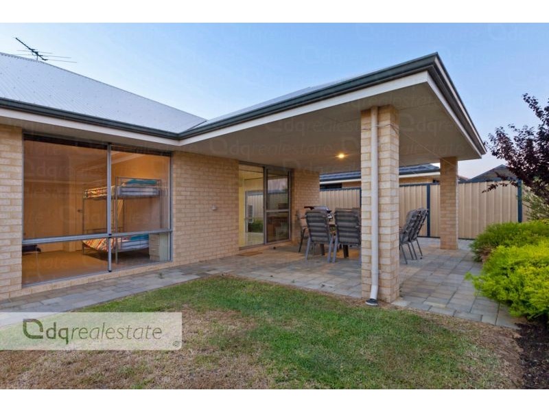 2 Spring Hill, Tapping WA 6065