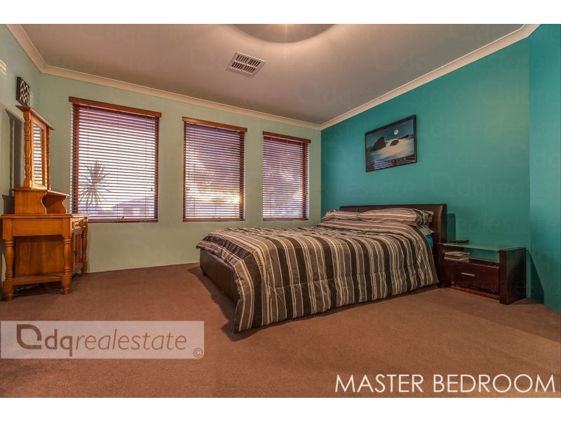 7 Capri Leone Way, Sinagra WA 6065