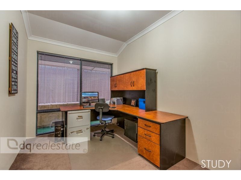 7 Capri Leone Way, Sinagra WA 6065