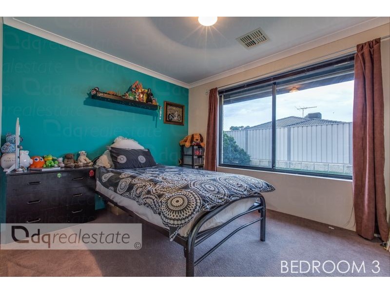 7 Capri Leone Way, Sinagra WA 6065