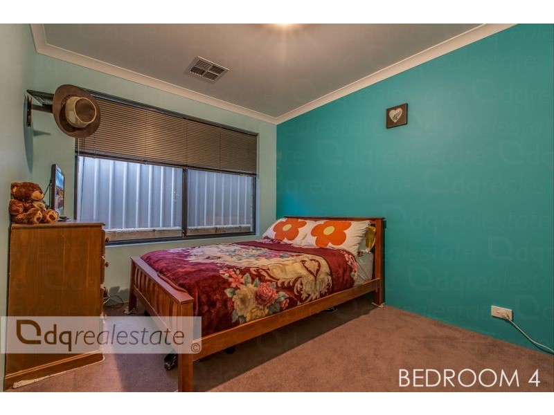 7 Capri Leone Way, Sinagra WA 6065