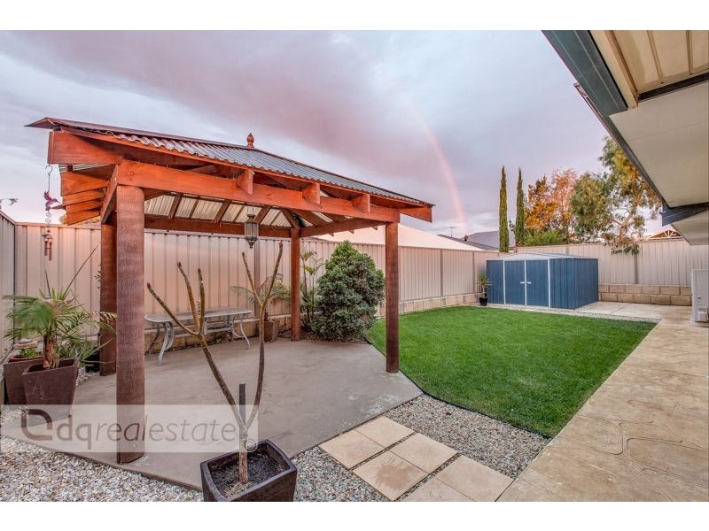 7 Capri Leone Way, Sinagra WA 6065