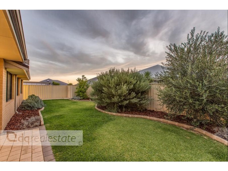 5 Naismith Road, Tapping WA 6065