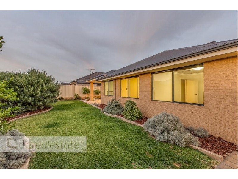 5 Naismith Road, Tapping WA 6065