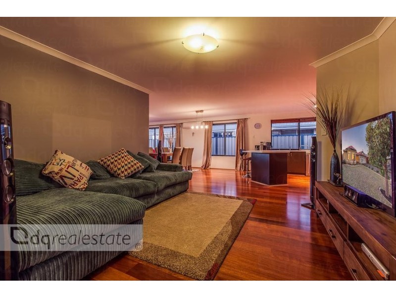 27 Spring Hill, Tapping WA 6065