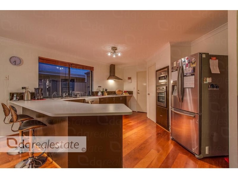 27 Spring Hill, Tapping WA 6065